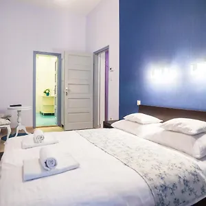 https://budapest-rooms-bed-and-breakfast.inbudapesthotels.com