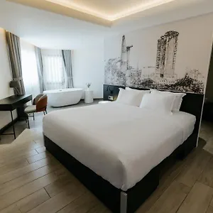 The Concept Hotel- Center Hotel