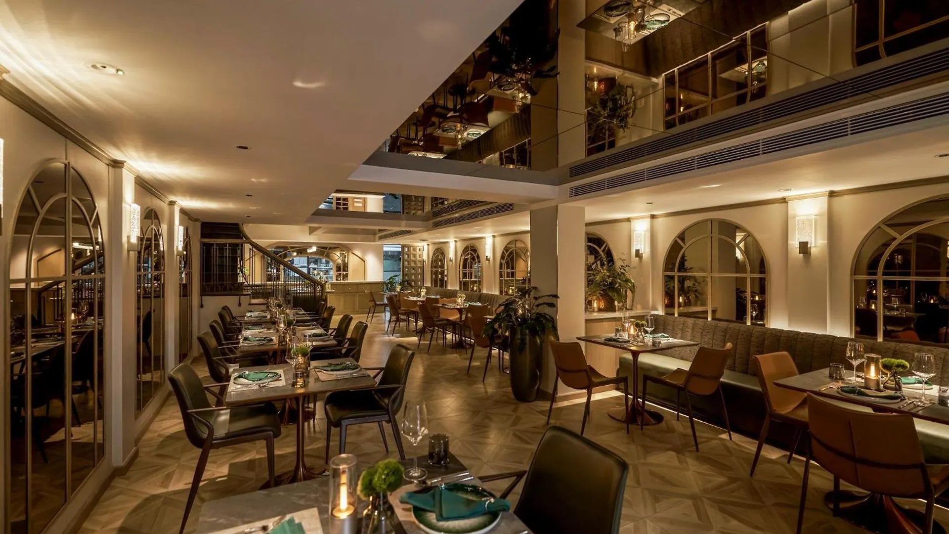 ***** Hotel La Siesta Premium Saigon Central Ho Chi Minh City Vietnam