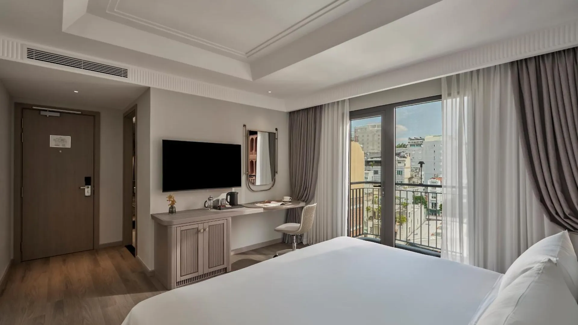 La Siesta Premium Saigon Central Ho Chi Minh City Hotel