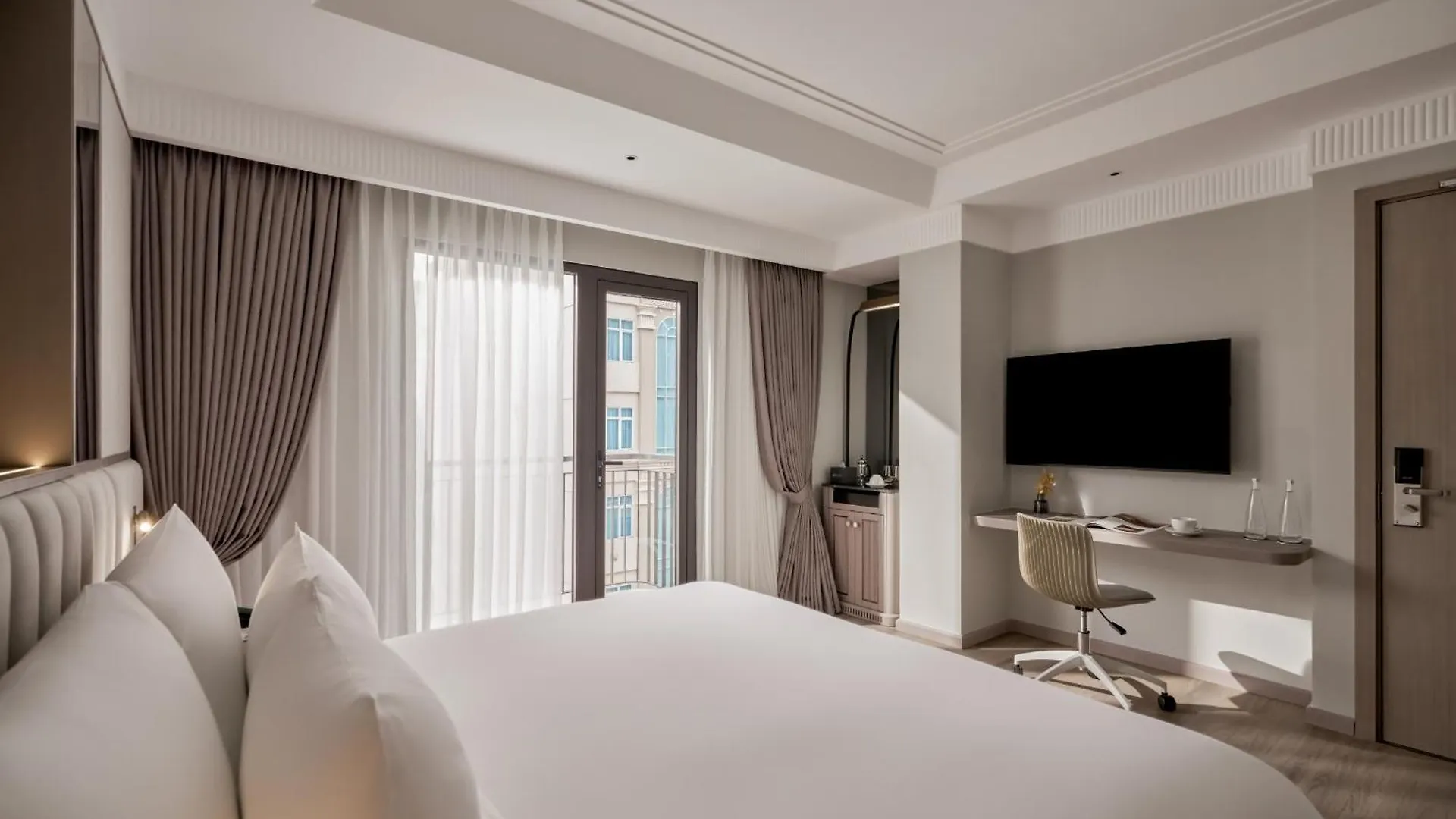 La Siesta Premium Saigon Central Ho Chi Minh City