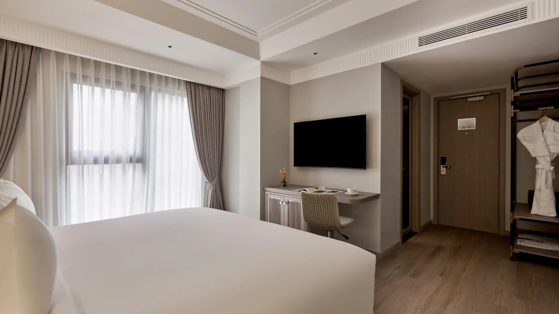 Hotel La Siesta Premium Saigon Central Ho Chi Minh City
