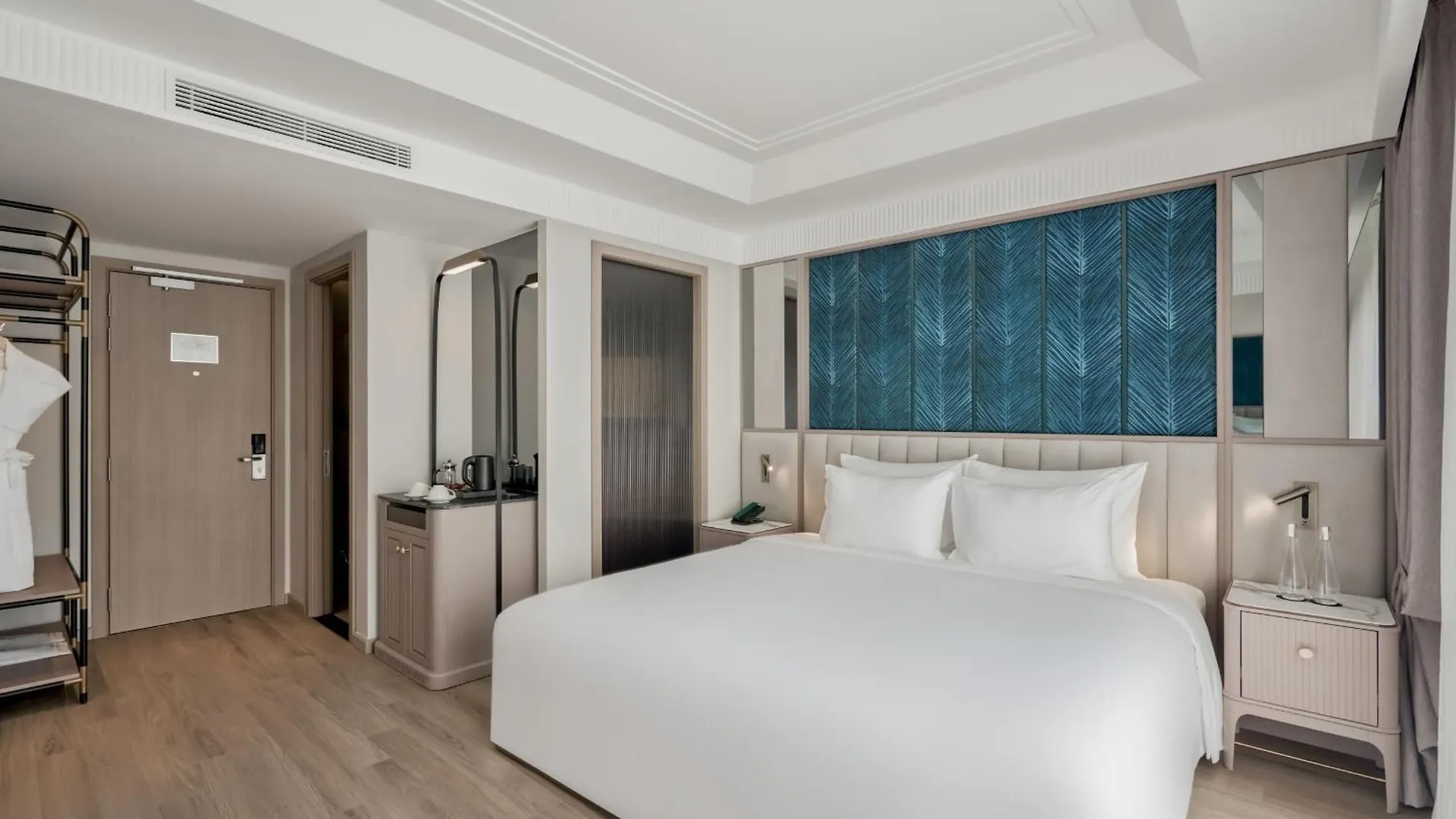 La Siesta Premium Saigon Central Ho Chi Minh City 5*,  Vietnam