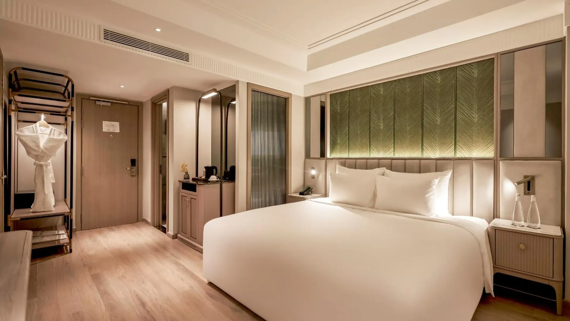 La Siesta Premium Saigon Central Ho Chi Minh City