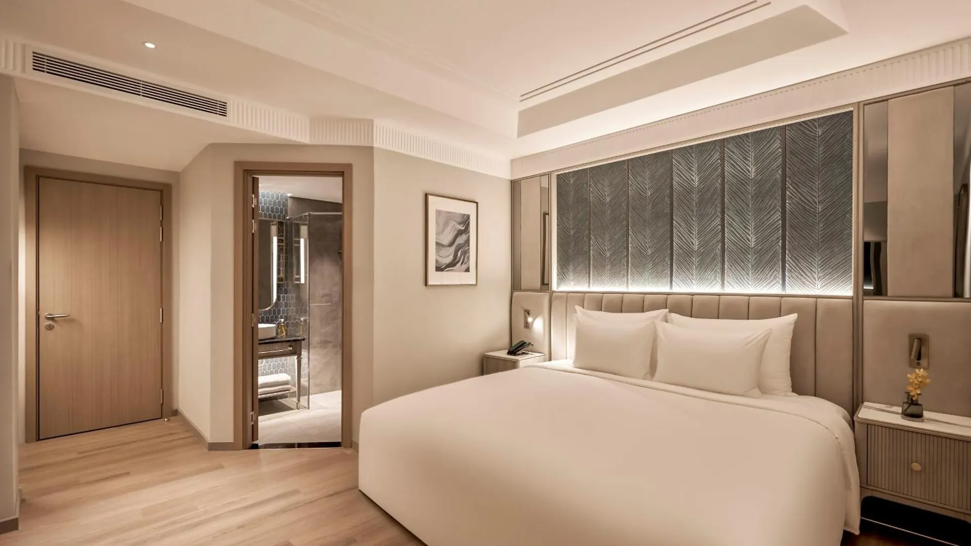 La Siesta Premium Saigon Central Ho Chi Minh City Hotel